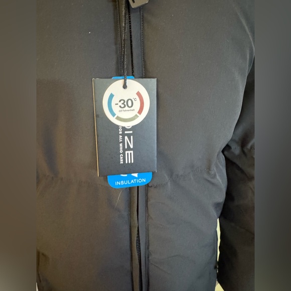 NWT Noize Stacy Short Length Puffer in Charcoal
Size Large - Picture 6 of 11